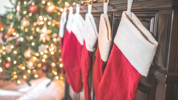25 Awesome Golf Stocking Stuffers Under $25 for 2023