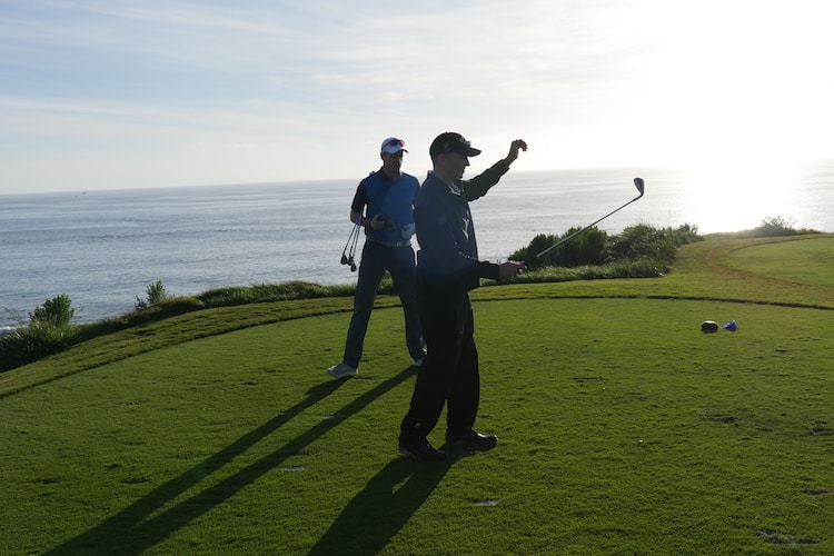 8 Perfect Gifts for Your Golf Coach [2023 Edition]