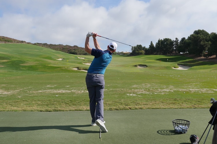 How Far Do Most People Hit a 4 Iron? How About The Pros?