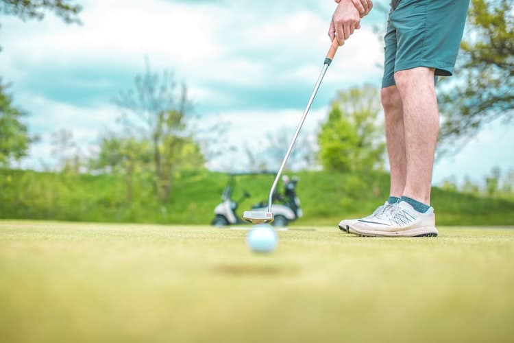 The 7 Best Face Balanced Putters for 2023 [Pros & Cons of Each]