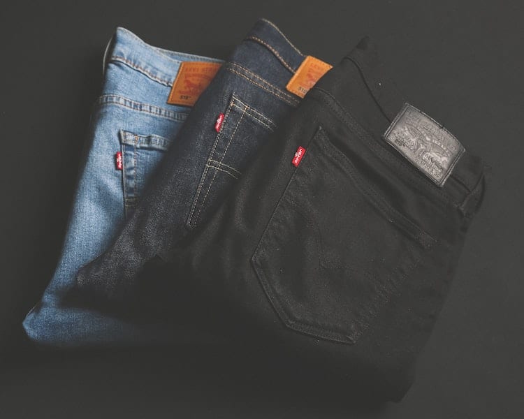Can You Golf in Jeans? (+ Typical Dress Code to Play Golf)