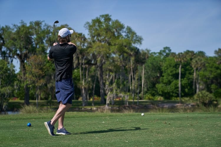 7 Common Problems Caused by an Interlocking Golf Grip
