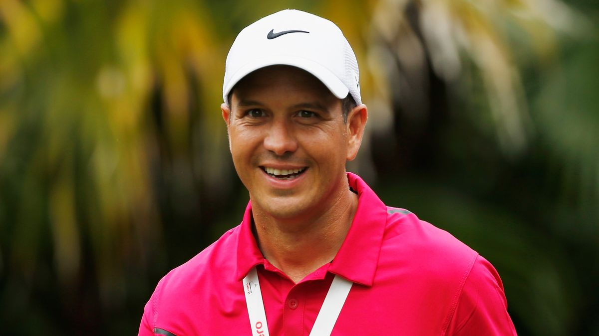 Who Does Chris Como Coach on the PGA Tour?